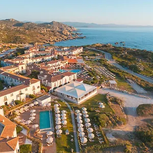 Mangia's Santa Teresa Sardinia, Curio Collection By Hilton Resort